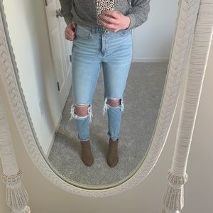 American Eagle Mom Jeans